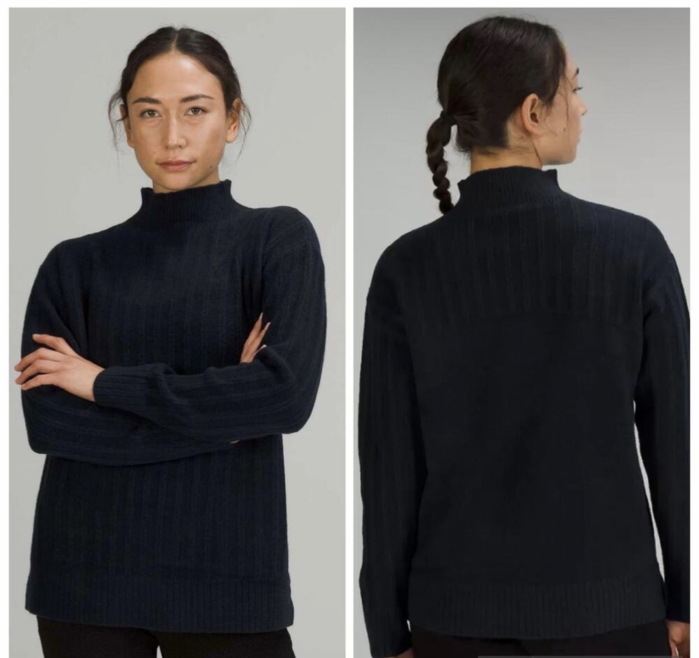 Lululemon Twin Rib Turtleneck Sweater Womens Size 8 Blue LW3EQJS Wool Blend